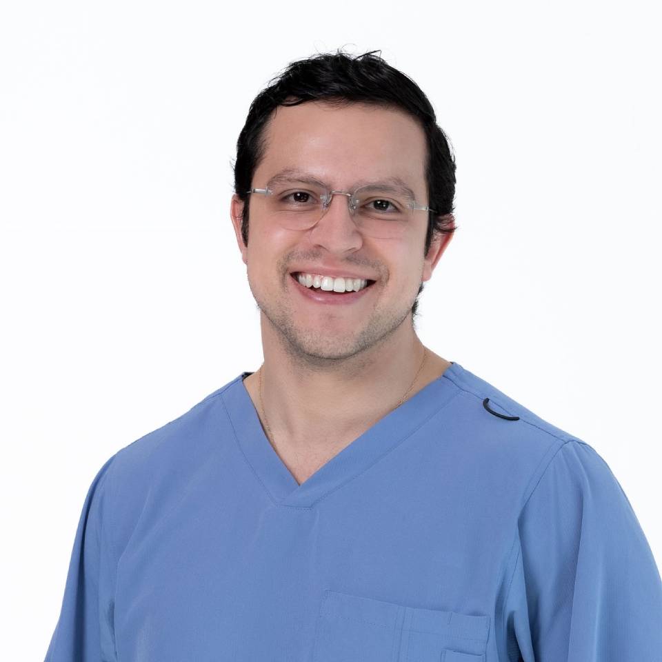 Dr. Arturo Chavez