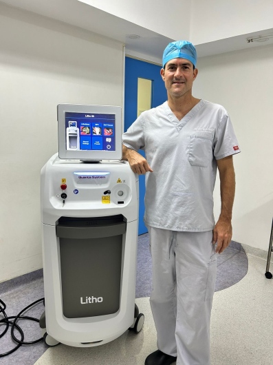 Dr. Eric Misael Beas Pérez