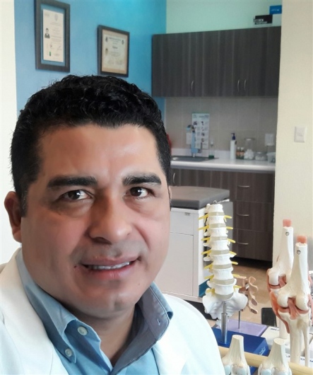 Dr. Manuel Antonio Chin Salazar