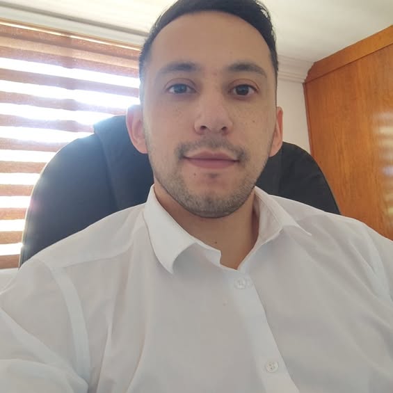 Dr. Eduardo Gutiérrez Saldaña